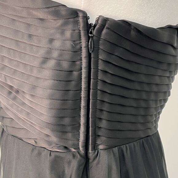 One33 Social Chiffon Strapless Gown Black Floral Pleated Maxi Bow Dress Size 2 - Picture 11 of 16